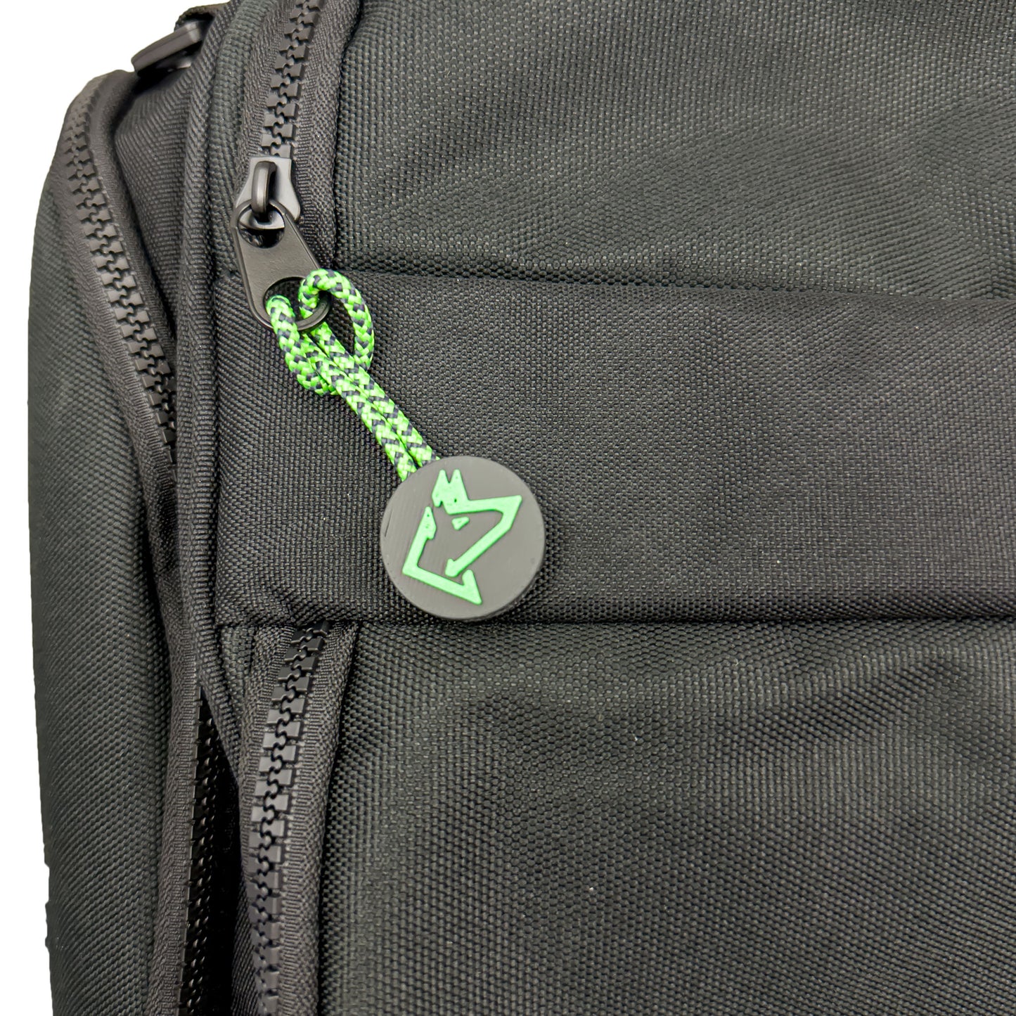 CMonty Zipper Pulls